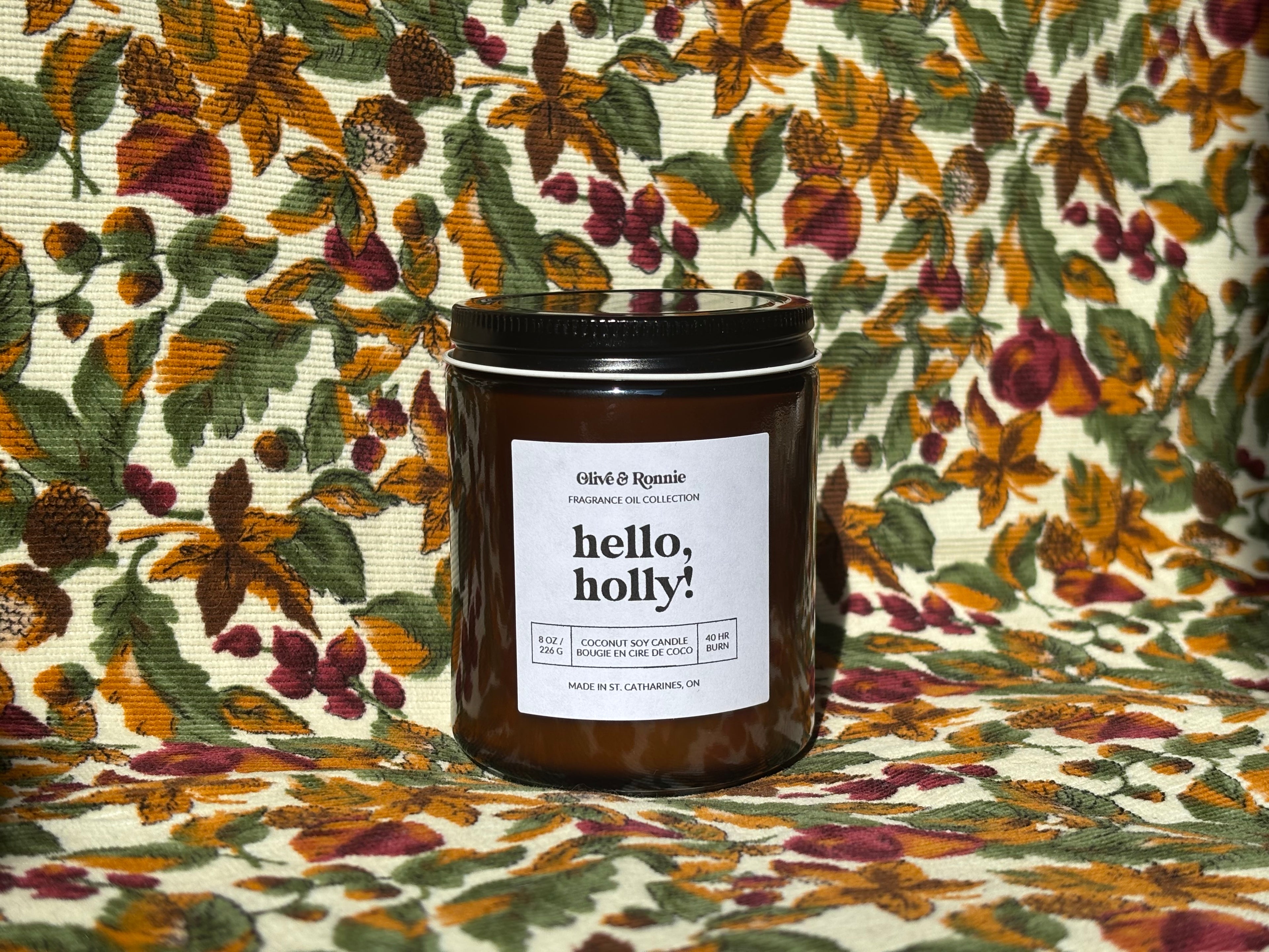Hello Holly! Candle | 8 oz